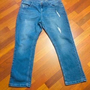 Women’s sz 18 petite Jeans denim distressed jeans